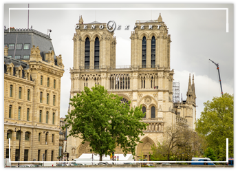 Le parvis de Notre-Dame partiellement accessible